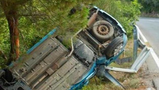 At least seven members of a marriage party were killed when a van in which they were travelling collided with an oil tanker in Bihar’s Muzaffarpur district onThursday (Shutterstock photo for representational purpose only) At least seven members of a marriage party were killed when a van in which they were travelling collided with an oil tanker in Bihar’s Muzaffarpur district onThursday (Shutterstock photo for representational purpose only)