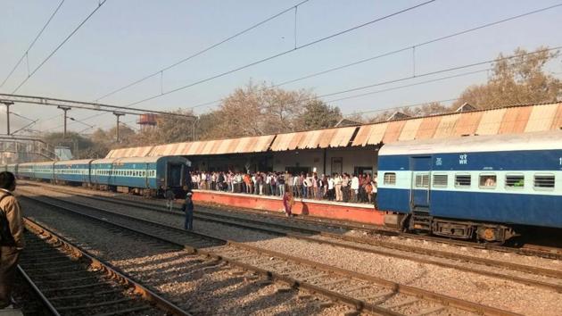 The Railways annually procure ₹50,000 worth of goods that it needs for production and maintenance of rolling stock, operation of passenger and goods services, and other safety-related works. (HT FIle Photo) The Railways annually procure ₹50,000 worth of goods that it needs for production and maintenance of rolling stock, operation of passenger and goods services, and other safety-related works. (HT FIle Photo)