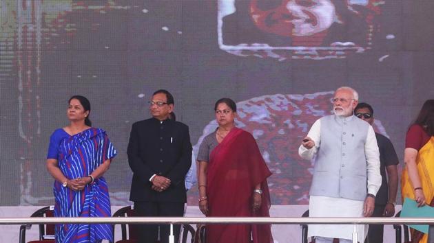 PM Narendra Modi launches National Poshan Mission, at Jhunjhunu District in Rajasthan.(Himanshu Vyas/HT Photo) PM Narendra Modi launches National Poshan Mission, at Jhunjhunu District in Rajasthan.(Himanshu Vyas/HT Photo)