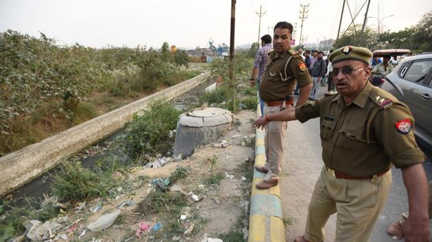 The spot where 41-year-old Amit Pandey’s body was found. (Virendra Singh Gosain/HT PHOTO) The spot where 41-year-old Amit Pandey’s body was found. (Virendra Singh Gosain/HT PHOTO)