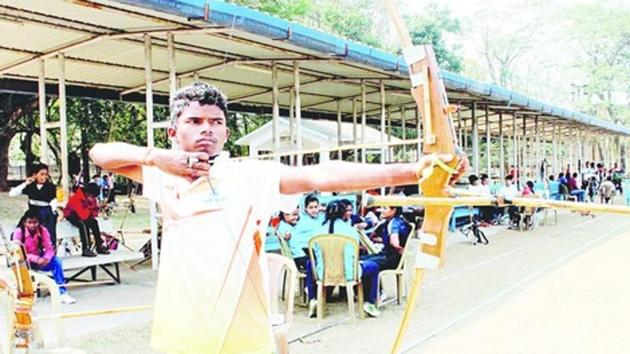 Prodigiously talented, Gora Ho’s ability with the bow and arrow was discovered by coaches at the Dugni Archery Academy in Seraikela six year back.(Twitter.com) Prodigiously talented, Gora Ho’s ability with the bow and arrow was discovered by coaches at the Dugni Archery Academy in Seraikela six year back.(Twitter.com)