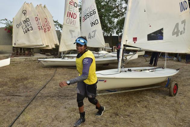 Harshita Tomar, 16, is from small-town Hoshangabad in Madhya Pradesh, a landlocked state where lakes substitute for the ocean. But she’s been winning national sailing races. ‘I’m trying out for the Asian Games in August,’ she says. (Arijit Sen / HT Photo) Harshita Tomar, 16, is from small-town Hoshangabad in Madhya Pradesh, a landlocked state where lakes substitute for the ocean. But she’s been winning national sailing races. ‘I’m trying out for the Asian Games in August,’ she says. (Arijit Sen / HT Photo)