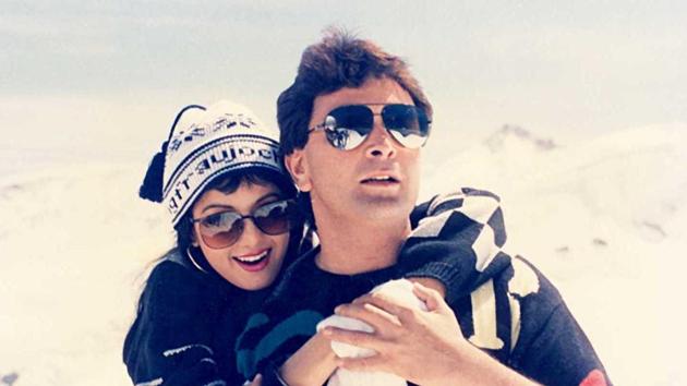 Yash Chopra directed Chandni starred Sridevi, Rishi Kapoor and Vinod Khanna. Yash Chopra directed Chandni starred Sridevi, Rishi Kapoor and Vinod Khanna.