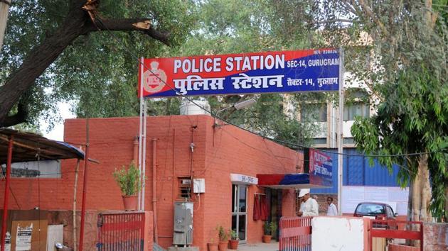 The body was found on the passenger seat of the car. (Parveen Kumar/HT File Photo) The body was found on the passenger seat of the car. (Parveen Kumar/HT File Photo)