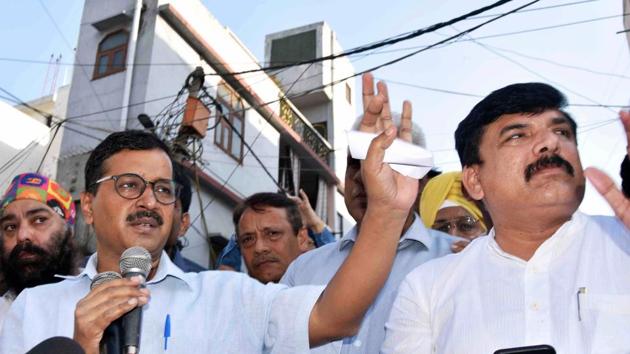Kejriwal, who is also the Aam Aadmi Party (AAP) national convener, wrote letters to Delhi Congress chief Ajay Maken and BJP’s Delhi unit president Manoj Tiwari, inviting them for the meeting to discuss the problems being faced by traders due to the sealing drive in some major Delhi markets. (PTI) Kejriwal, who is also the Aam Aadmi Party (AAP) national convener, wrote letters to Delhi Congress chief Ajay Maken and BJP’s Delhi unit president Manoj Tiwari, inviting them for the meeting to discuss the problems being faced by traders due to the sealing drive in some major Delhi markets. (PTI)