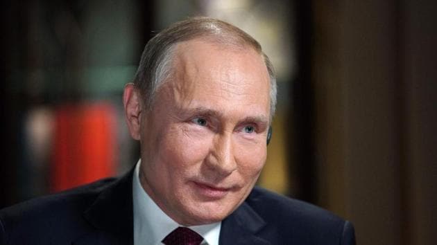 Russia's President Vladimir Putin speaks with US NBC news network anchor Megyn Kelly at the Kremlin. (AFP Photo) Russia's President Vladimir Putin speaks with US NBC news network anchor Megyn Kelly at the Kremlin. (AFP Photo)