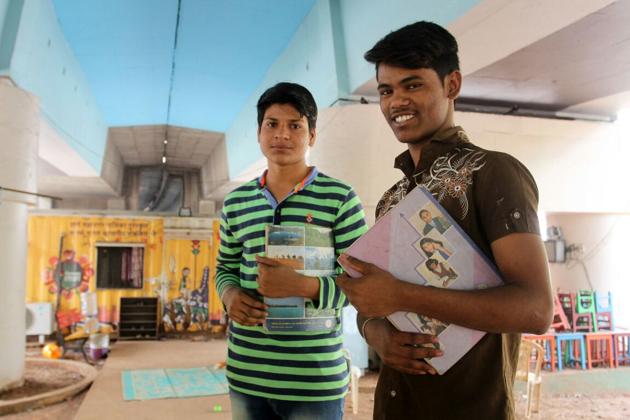 Mohan Kale, 17, along with another student Dashrath Pawar, 18, will be the first students of the two-year-old signal school to appear for SSC examinations, which started from March 1. (HT PHOTO) Mohan Kale, 17, along with another student Dashrath Pawar, 18, will be the first students of the two-year-old signal school to appear for SSC examinations, which started from March 1. (HT PHOTO)