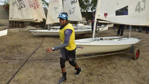 Harshita Tomar, 16, is from Hoshangabad in Madhya Pradesh, a landlocked state where lakes substitute the ocean. She navigated her Laser 4.7 craft past 13 competitors along the Pondicherry coast, to victory. Tomar, who trains at the National Sailing School in Bhopal’s Upper Lake, is trying out for the Asian Games later in August. This is great practice,” she said. (Arijit Sen / HT Photo)