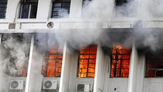 A major fire broke out at the Mantralaya in 2012. (HT FILE) A major fire broke out at the Mantralaya in 2012. (HT FILE)