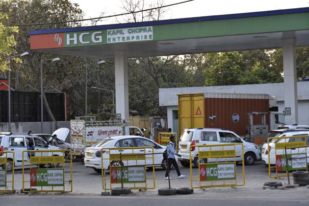 The decision was taken by GAIL for rerouting the existing CGPL pipeline at Iffco Chowk due to the underpass work by the NHAI at Iffco Chowk. (Sanjeev Verma/HT PHOTO) The decision was taken by GAIL for rerouting the existing CGPL pipeline at Iffco Chowk due to the underpass work by the NHAI at Iffco Chowk. (Sanjeev Verma/HT PHOTO)