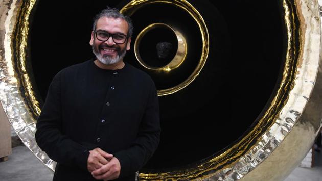 The Parisian museum La Monnaie de Paris will present the first retrospective in France of the Indian artist Subodh Gupta in April 2018. While stainless steel is his signature medium, he has also masterfully executed works in bronze, marble, brass and wood. Gupta’s work has been exhibited in museums, art fairs and biennials across the world. (Dominique Faget / AFP) The Parisian museum La Monnaie de Paris will present the first retrospective in France of the Indian artist Subodh Gupta in April 2018. While stainless steel is his signature medium, he has also masterfully executed works in bronze, marble, brass and wood. Gupta’s work has been exhibited in museums, art fairs and biennials across the world. (Dominique Faget / AFP)