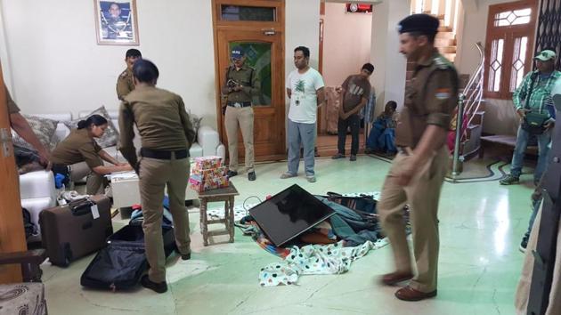 Police officials at Priya Sharma’s residence. (HT photo) Police officials at Priya Sharma’s residence. (HT photo)