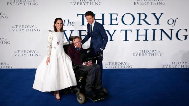 His early life was chronicled in the 2014 film “The Theory of Everything,” with Eddie Redmayne (R) winning the best actor Academy Award for his portrayal of the scientist. He was also the subject of a 2013 documentary, “Hawking”, in which he reflected on his life: “Because every day could be my last, I have the desire to make the most of each and every minute.” (Justin Tallis / AFP)