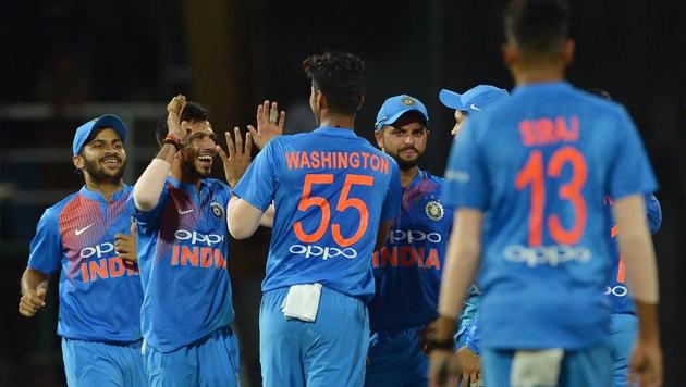India defeated Bangladesh by 17 runs in the 5th match of the Twenty20 International tri-series to qualify for the final of the Nidahas Trophy in Colombo on Wednesday. (AFP)