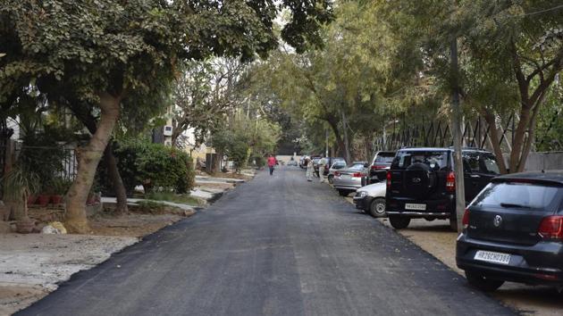 On January 10, the town and country planning department (TCP) in Haryana had cleared the cost estimates listed by the MCG in its deficiency assessment reports for DLF phases 1, 2 and 3. (Sanjeev Verma/HT PHOTO) On January 10, the town and country planning department (TCP) in Haryana had cleared the cost estimates listed by the MCG in its deficiency assessment reports for DLF phases 1, 2 and 3. (Sanjeev Verma/HT PHOTO)