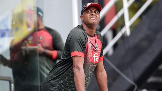 Bangladesh interim coach Courtney Walsh on Thursday urged his bowlers to bring consistency to a must-win T20 showdown against Sri Lanka that will book the victors a berth in the Nidahas Trophy tri-series final.(AFP)