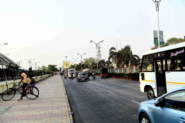 In 2017, 22 people died and around 60 people were injured in accidents on the road. (Praful Gangurde/HT PHOTO) In 2017, 22 people died and around 60 people were injured in accidents on the road. (Praful Gangurde/HT PHOTO)