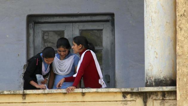 School girls go through course material during examinations in Ajmer. (HT File) School girls go through course material during examinations in Ajmer. (HT File)