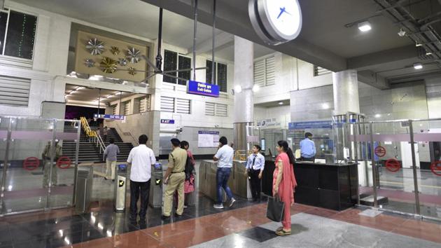 A view of Azadpur station, which falls on Delhi Metro’s newly inaugurated Pink Line, in New Delhi on March 14, 2018. (Sanchit Khanna/ HT Photo) A view of Azadpur station, which falls on Delhi Metro’s newly inaugurated Pink Line, in New Delhi on March 14, 2018. (Sanchit Khanna/ HT Photo)