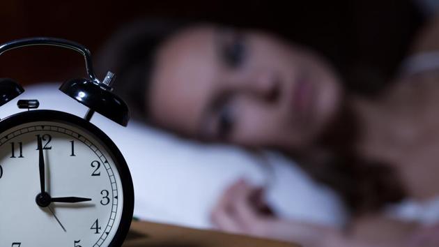 Sleep deprivation affects the hormones that regulate appetite and metabolism.(Getty Images/iStockphoto)