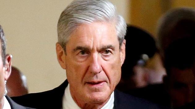 Special Counsel Robert Mueller departs after briefing members of the US Senate on his investigation into potential collusion between Russia and the Trump campaign on Capitol Hill in Washington, DC, June 21, 2017. (Reuters Photo) Special Counsel Robert Mueller departs after briefing members of the US Senate on his investigation into potential collusion between Russia and the Trump campaign on Capitol Hill in Washington, DC, June 21, 2017. (Reuters Photo)