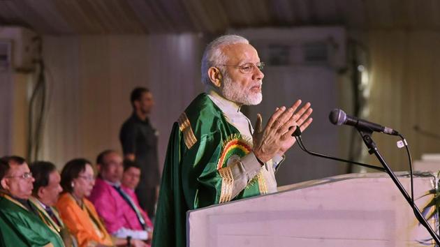 Prime Minister Narendra Modi delivers the inaugural address at the 105th session of Indian Science Congress at Manipur University in Imphal on Friday.(PTI)