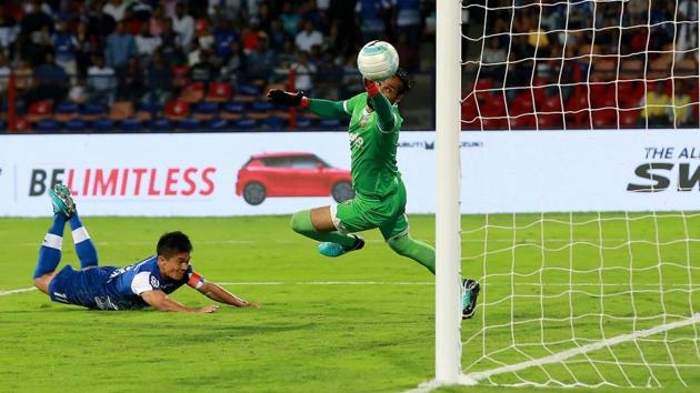 Sunil Chhetri gave Bengaluru FC an early lead in the final.  (ISL / SPORTZPICS) 