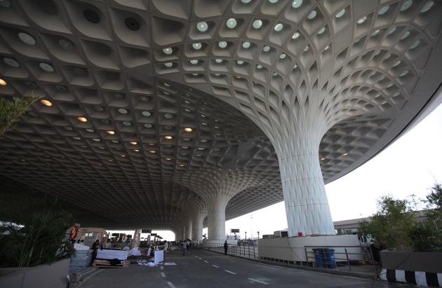 The incident took place at 11.12am on the main runway of Mumbai airport. (HT file) The incident took place at 11.12am on the main runway of Mumbai airport. (HT file)