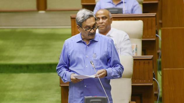 Goa chief minister Manohar Parrikar presents the state budget in the legislative Assembly, in Panaji.(PTI Photo)