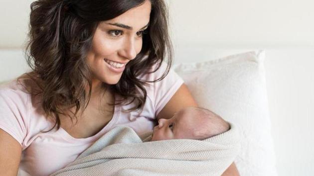 When breastfeeding mothers do not eat a fairly healthy diet, there can also be increased risks of various health problems in the offspring. (Shutterstock)