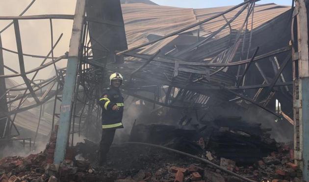A fire broke out in a godown in Govandi around 1.25pm on Monday. (Photo courtesy: Fire department) A fire broke out in a godown in Govandi around 1.25pm on Monday. (Photo courtesy: Fire department)