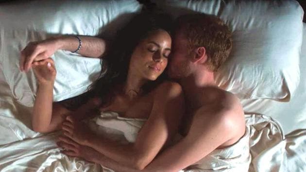 British actor Murray Fraser plays Prince Harry, while Parisa Fitz-Henley portrays Markle in the Lifetime movie.