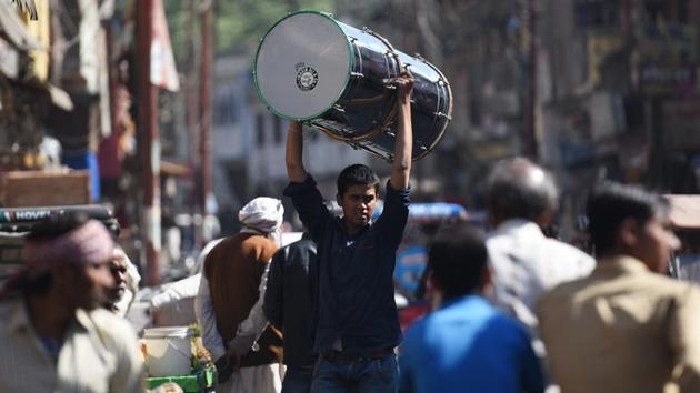 In an attempt to prevent the ongoing decline, many traders are now trying to survive by selling on e-marketplaces to customers abroad. “On the one hand, the government talks about skill development and start-up India, on the other it is allowing the music instrument industry here to die a slow death,” said Md Rahman, 24, an MBA who runs Rose Band Co. (Sanchit Khanna / HT Photo)