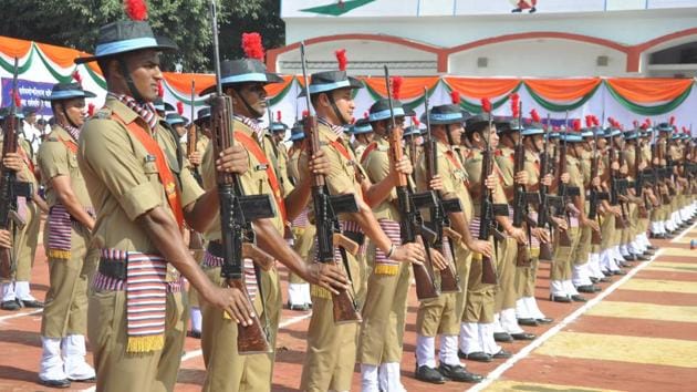 Only 39% geographical area of Uttarakhand is under regular police at present. The high court has asked the state government to extend it across the state within six months.(HT File)