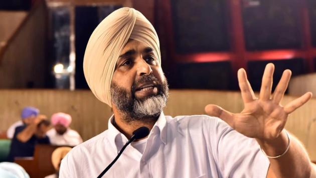 “Manpreet’s observation appears to have drilled too big a hole in the ego and dignity of the “uncrowned monarchs” of our times for them to hit back. ” (HT File) “Manpreet’s observation appears to have drilled too big a hole in the ego and dignity of the “uncrowned monarchs” of our times for them to hit back. ” (HT File)