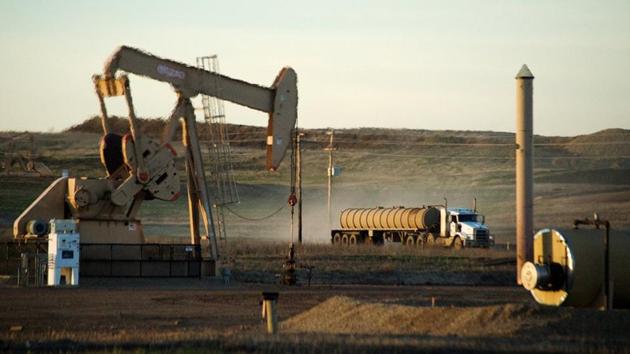 Higher gas prices may encourage producers to boost investment and production, helping India meet its goals of cutting energy imports and more than doubling the share of gas in the energy mix. (Reuters File Photo) Higher gas prices may encourage producers to boost investment and production, helping India meet its goals of cutting energy imports and more than doubling the share of gas in the energy mix. (Reuters File Photo)