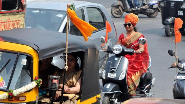 A Gudi is seen on an autorickshaw  at Anandnagar in Pune. (HT PHOTO ) 