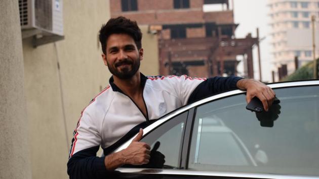 Shahid Kapoor S Has A Message For Pm Narendra Modi Politicians Should Also Keep Things Clean Hindustan Times Shahid & wife mira kapoor on the sets of vogue bff today @bollywood. pm narendra modi politicians should