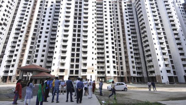 The four high-rises to which power supply was snapped are Silicon City (above), Platinum, Zodiac and Princely Estate.(Sunil ghosh/ht photo) The four high-rises to which power supply was snapped are Silicon City (above), Platinum, Zodiac and Princely Estate.(Sunil ghosh/ht photo)