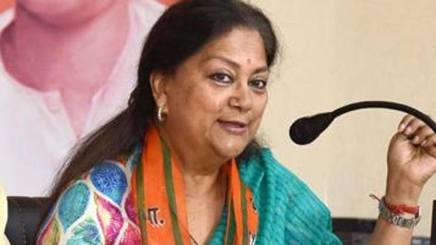 CM Vasundhara Raje will launch the state-wide Vikas Yatra in April.(HT File Photo)