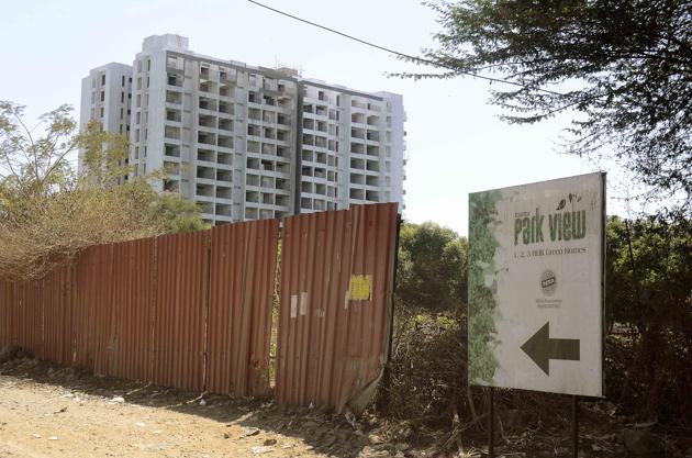 Mantra's Park View project at Dhayari where a lady died falling from 6th floor on March 4. (Ravindra Joshi/HT PHOTO) Mantra's Park View project at Dhayari where a lady died falling from 6th floor on March 4. (Ravindra Joshi/HT PHOTO)
