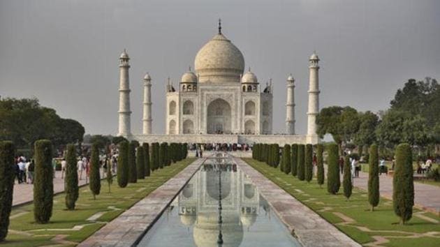Taj Mahal visitors will have to pay extra if they exceed the time limit. (Burhaan Kinu/HT File Photo) Taj Mahal visitors will have to pay extra if they exceed the time limit. (Burhaan Kinu/HT File Photo)