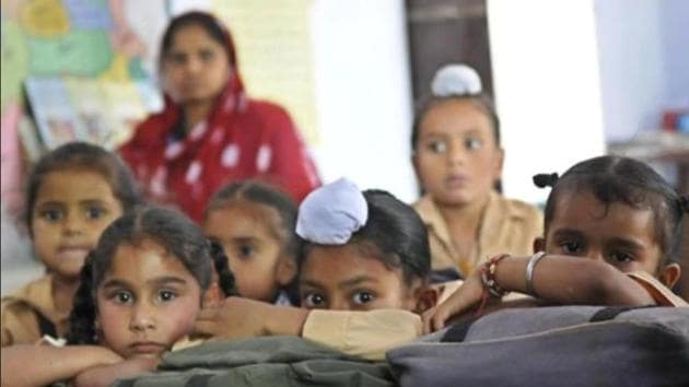 The inquiry report also found retired school principal Gurmail Singh and retired drawing and disbursing officer (DDO) Satnam negligent in performing their duties, as it was during their tenure that the scam occurred. (HT File/Representative image) The inquiry report also found retired school principal Gurmail Singh and retired drawing and disbursing officer (DDO) Satnam negligent in performing their duties, as it was during their tenure that the scam occurred. (HT File/Representative image)