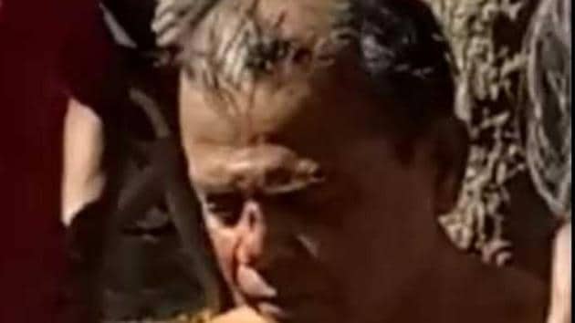 Locals also smeared chilli powder, turmeric and salt on the thief’s wounds. (HT Photo) Locals also smeared chilli powder, turmeric and salt on the thief’s wounds. (HT Photo)