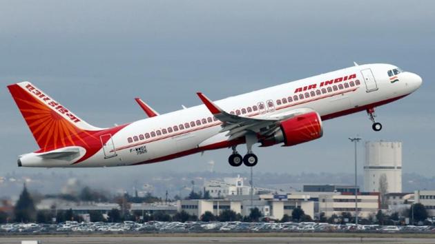 The junior colleague filed a complaint with Air India’s inflight service department over the incident, a source told PTI.(Reuters File Photo)
