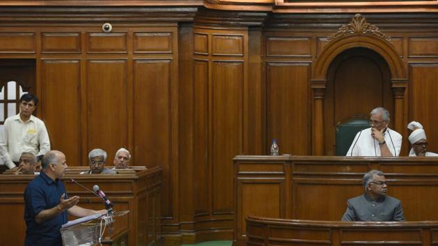 Deputy CM Manish Sisodia presents the budget by the Aam Aadmi Party-led Delhi government in Delhi Assembly in New Delhi on Thursday. (Sonu Mehta/HT PHOTO) Deputy CM Manish Sisodia presents the budget by the Aam Aadmi Party-led Delhi government in Delhi Assembly in New Delhi on Thursday. (Sonu Mehta/HT PHOTO)
