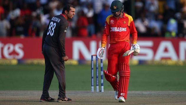 Rohan Mustafa and Sean Williams were fined 15 percent of their match fees for breaching Level 1 of the ICC Code of Conduct during their Thursday’s Super Six match in the ICC Cricket World Cup Qualifier 2018(Twitter:@cricketworldcup)