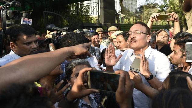 Spokesperson of Delhi Police speaks to journalists in front of Delhi police headquarters . (Sanchit Khanna/HT PHOTO) Spokesperson of Delhi Police speaks to journalists in front of Delhi police headquarters . (Sanchit Khanna/HT PHOTO)