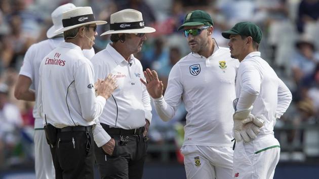 The ball-tampering scandal of the third day continued to overshadow the third Test in Cape Town as Faf du Plessis’ South Africa thrashed Australia by 322 runs to go 2-1 up in the four-match series.(AP)