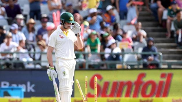 The partnership looked threatening but ended in farce soon after tea, with Warner risking a single that left Bancroft short of his ground as Faf du Plessis’ superb direct hit set the tone for the rest of the session. (REUTERS)